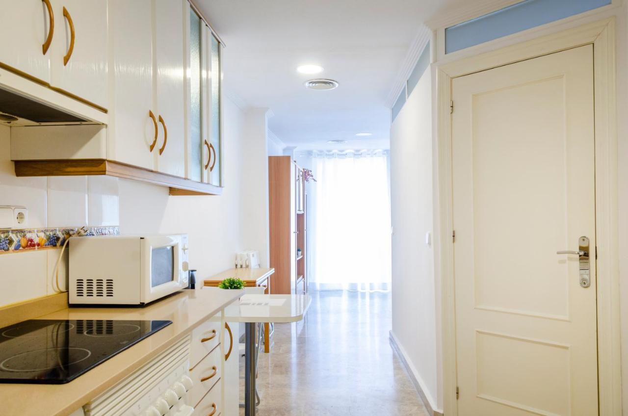 Apartamentos Turisticos Alba Cartagena Exterior photo